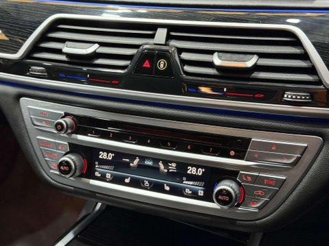 BMW 7 Series 3.0 740Ld M Sport Saloon 4dr Diesel Auto xDrive Euro 6 (s/s) (320 ps) 60