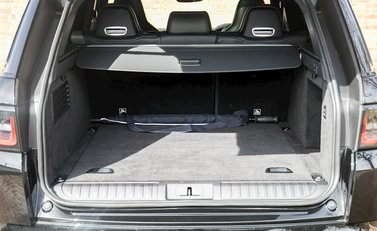 Land Rover Range Rover Sport 5.0 SVR 35