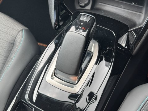 Peugeot 2008 50kWh Allure SUV 5dr Electric Auto (136 ps) 30