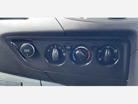 Ford Transit Custom 2.2 TDCi 270 ECOnetic L1 H1 5dr 29