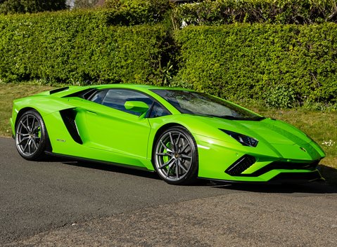 Lamborghini Aventador S LP 740-4 2