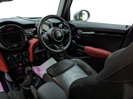 Mini Hatch Hatch 2.0 Cooper S Euro 6 (s/s) 5dr 51