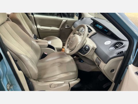 Renault Scenic 1.6 VVT Privilege MPV 5dr Petrol Automatic (191 g/km, 111 bhp) 5