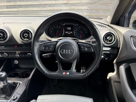 Audi A3 1.0 A3 Black Edition 30 TFSI 4dr 22