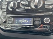 Volkswagen Up 1.0 Move Up 3dr 26