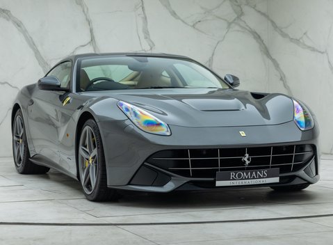 Ferrari F12 Berlinetta 10
