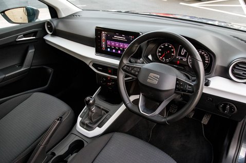 SEAT Arona TSI SE TECHNOLOGY 4