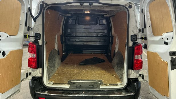 Vauxhall Vivaro LWB L2H1 Low Roof Prime 2900 Air Con Sensors EURO 6 NO VAT 5