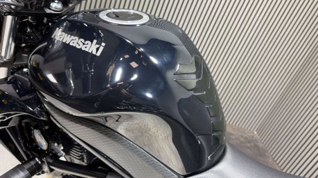 Kawasaki Er ER6 2011 ONLY 7K VERY CLEAN EXAMPLE LONG MOT IDEAL FIRST BIG BIKE 20