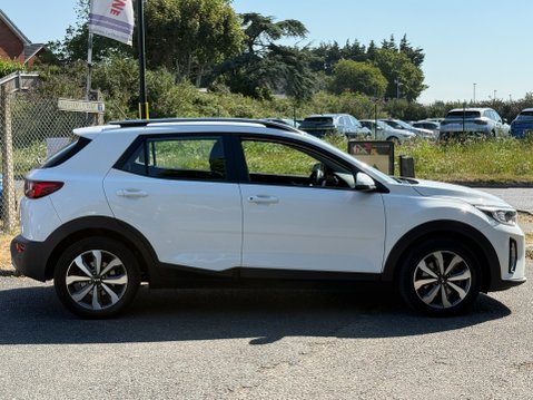 Kia Stonic 2 **10,841 MILES** 2