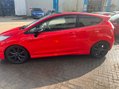 Ford Fiesta ZETEC S RED EDITION 6