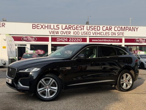 Jaguar F-Pace R-DYNAMIC S 1