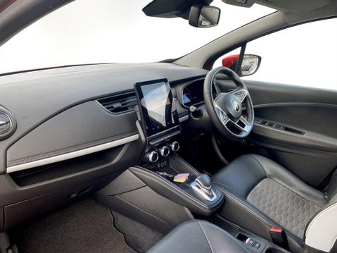 Renault Zoe R135 EV50 52kWh GT Line Hatchback 5dr Electric Auto (Rapid Charge) (134 bhp 14