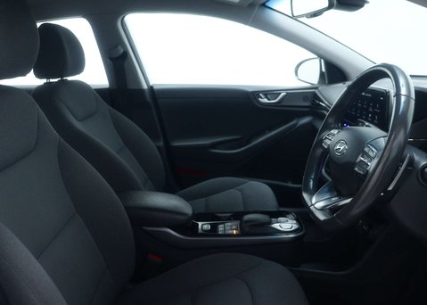 Hyundai IONIQ IONIQ Premium BEV 5dr 46