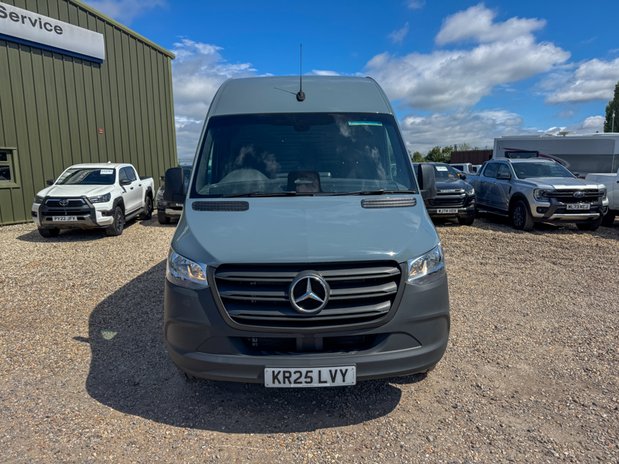 Mercedes-Benz Sprinter AUTO LWB L3H2 High Roof Air Con Cam EURO 6 3