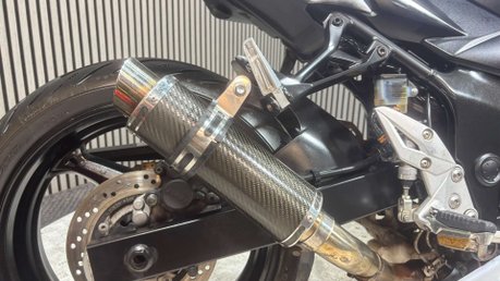Suzuki GSR750 2011 ONLY 24K SPORTS EXHAUST LONG MOT NAKED BIKE 34