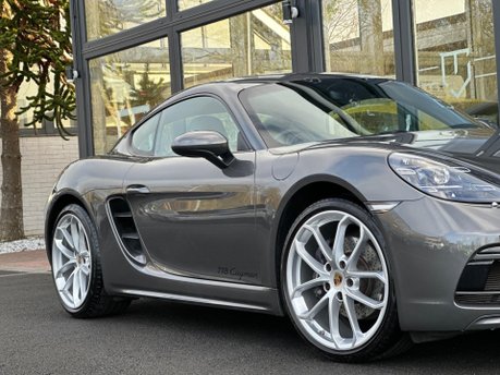 Porsche 718 Cayman CAYMAN STYLE EDITION PDK 12