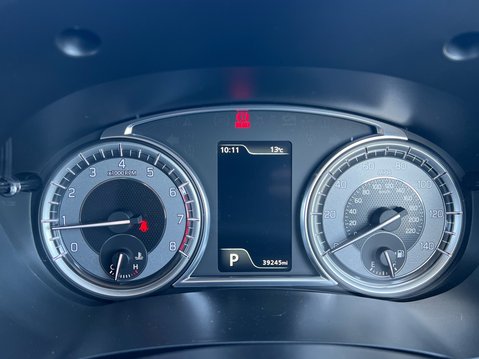 Suzuki Vitara SZ-T BOOSTERJET MHEV 11