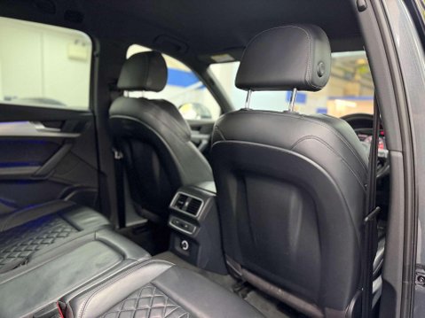 Audi SQ5 3.0 TFSI V6 SUV 5dr Petrol Tiptronic quattro Euro 6 (s/s) (354 ps) 33