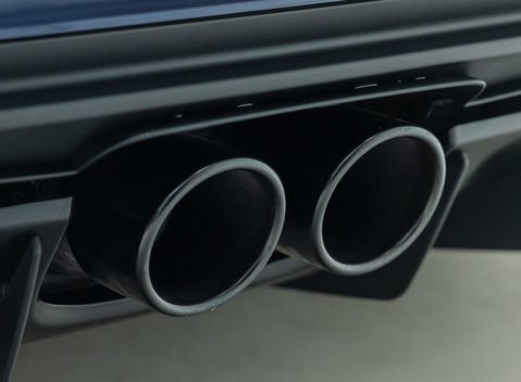 Porsche 911 GT3 TOURING (992) 35