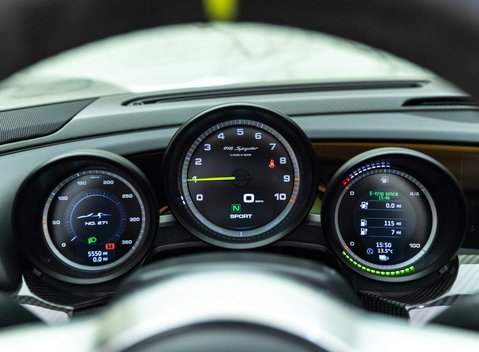 Porsche 918 Spyder 11