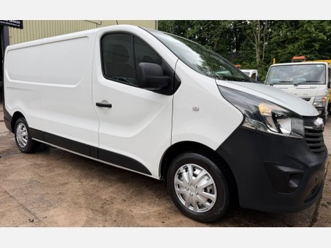 Vauxhall Vivaro 1.6 CDTi 2900 BiTurbo Panel Van 5dr Diesel Manual L2 H1 Euro 6 (s/s) (125 p 4