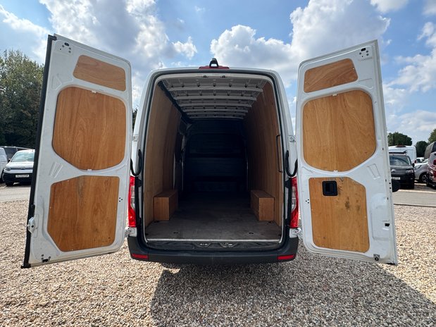 Mercedes-Benz Sprinter LWB L3H2 [SOLD CR] High Roof 315 Pro Cdi EURO 6 8