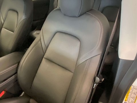 Tesla Model 3 Model 3 Long Range AWD 4WD 4dr 36