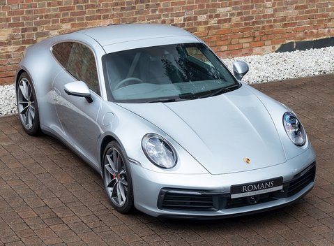 Porsche 911 Carrera S (992) 8