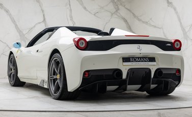 Ferrari 458 Speciale Aperta 13