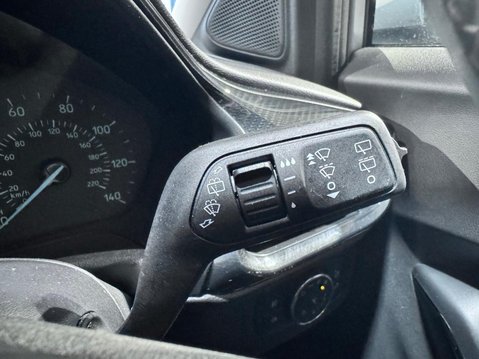 Ford Puma 1.0T EcoBoost MHEV Titanium Euro 6 (s/s) 5dr 23