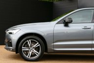 Volvo XC60 2.0 XC60 R-Design B5 MHEV AWD Auto 4WD 5dr 10