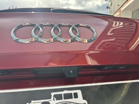 Audi Q5 2.0 TDI Sport SUV 5dr Diesel S Tronic quattro Euro 6 (s/s) (190 ps) 16