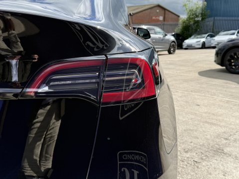 Tesla Model Y SUV 5dr Electric Auto RWD (346 ps) 19