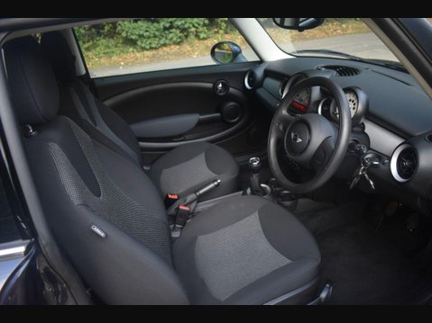 Mini Hatch 1.6 Cooper Hatchback 3dr Petrol Manual Euro 5 (s/s) (122 ps) 4
