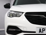 Vauxhall Grandland X SRI NAV 25