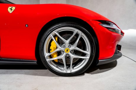 Ferrari Roma WARRANTY. PASSENGER DISPLAY. CARBON STEERING WHEEL. MAGNERIDE SUSPENSION. 9