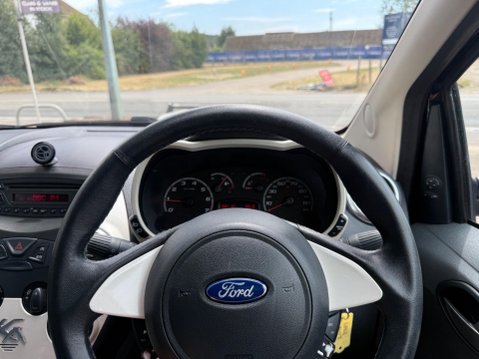 Ford Ka 1.2 Zetec Euro 5 (s/s) 3dr 30