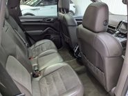 Porsche Cayenne 3.0 Cayenne D Platinum Edition V6 Tiptronic S A 4WD 5dr 59