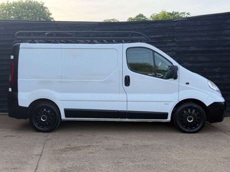 Vauxhall Vivaro 2.0 Vivaro 2900 CDTi SWB 28