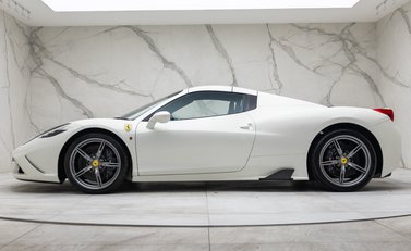 Ferrari 458 Speciale Aperta 7