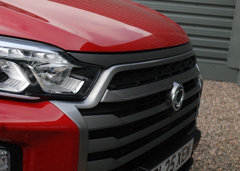 KGM Musso SARACEN 30