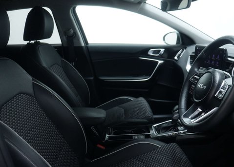 Kia Xceed 1.6 XCeed 3 PHEV Semi-Auto 5dr 43