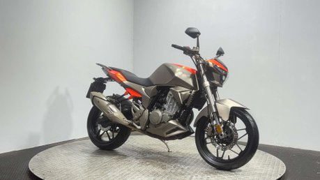Zontes T S 2017 ONLY 3K LONG MOT NAKED 250CC 2 FORMER OWNERS 2