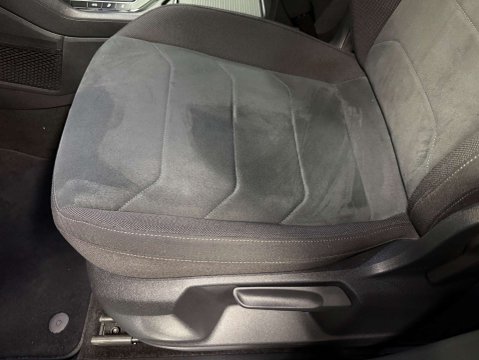 Volkswagen Tiguan 2.0 Tiguan Elegance TDI DSG Auto 5dr 52