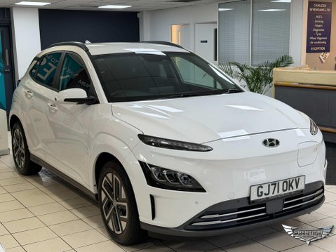 Hyundai KONA 64kWh Premium Auto 5dr (10.5kW Charger) 1