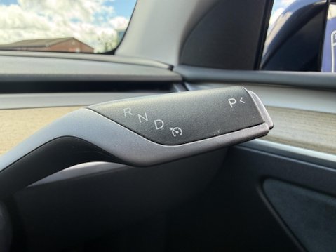 Tesla Model Y (Dual Motor) Long Range SUV 5dr Electric Auto 4WDE (384 bhp) 34