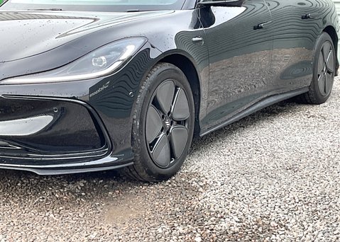 MG IM5 75kWh SINGLE MOTOR 5