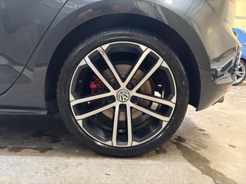 Volkswagen Golf 2.0 TDI BlueMotion Tech GTD DSG Euro 6 (s/s) 5dr 52