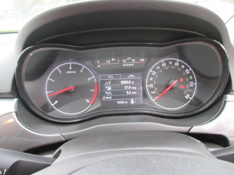 Vauxhall Corsa 1.4i ecoTEC SE Nav Euro 6 5dr 14